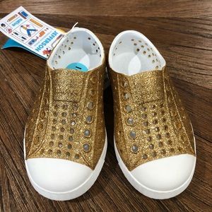 NWT Native Shoes Jefferson bling c6